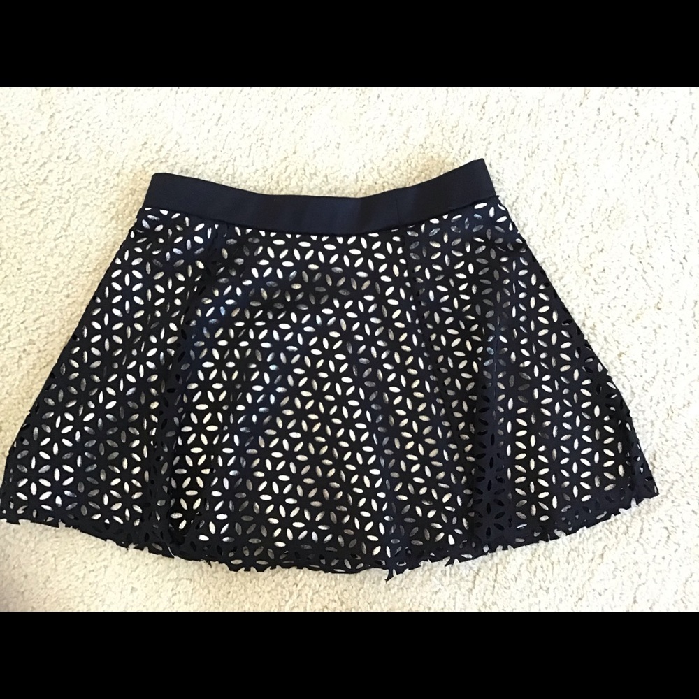 Cut out detail skirt